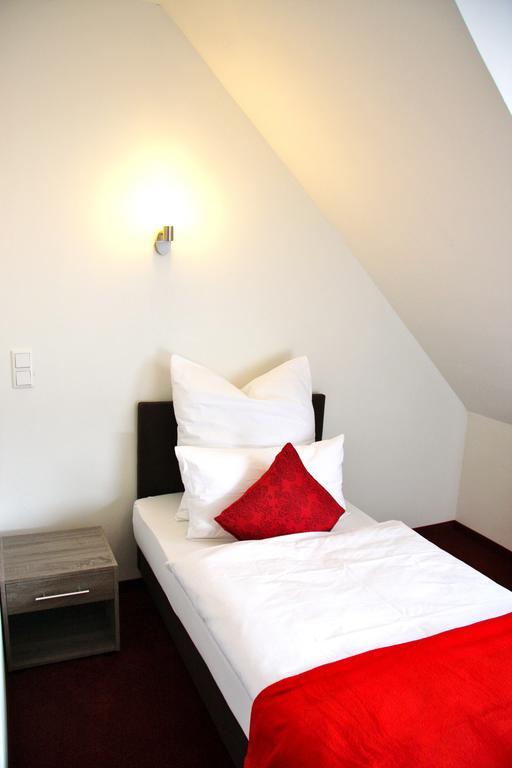 Hotel Gemini Düsseldorf Værelse billede