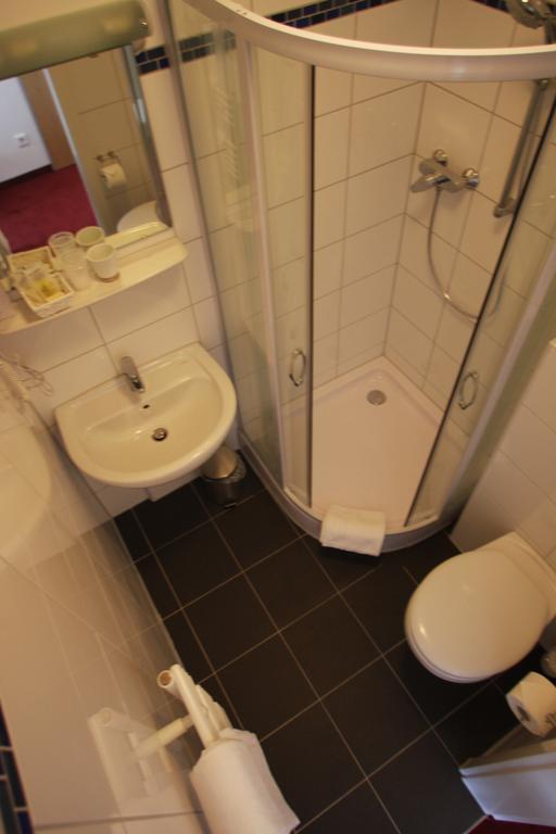 Hotel Gemini Düsseldorf Eksteriør billede
